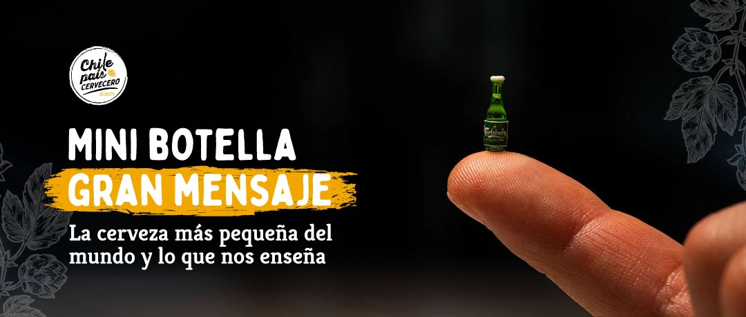 Botella miniatura de cerveza sin alcohol representando el mensaje de consumo responsable